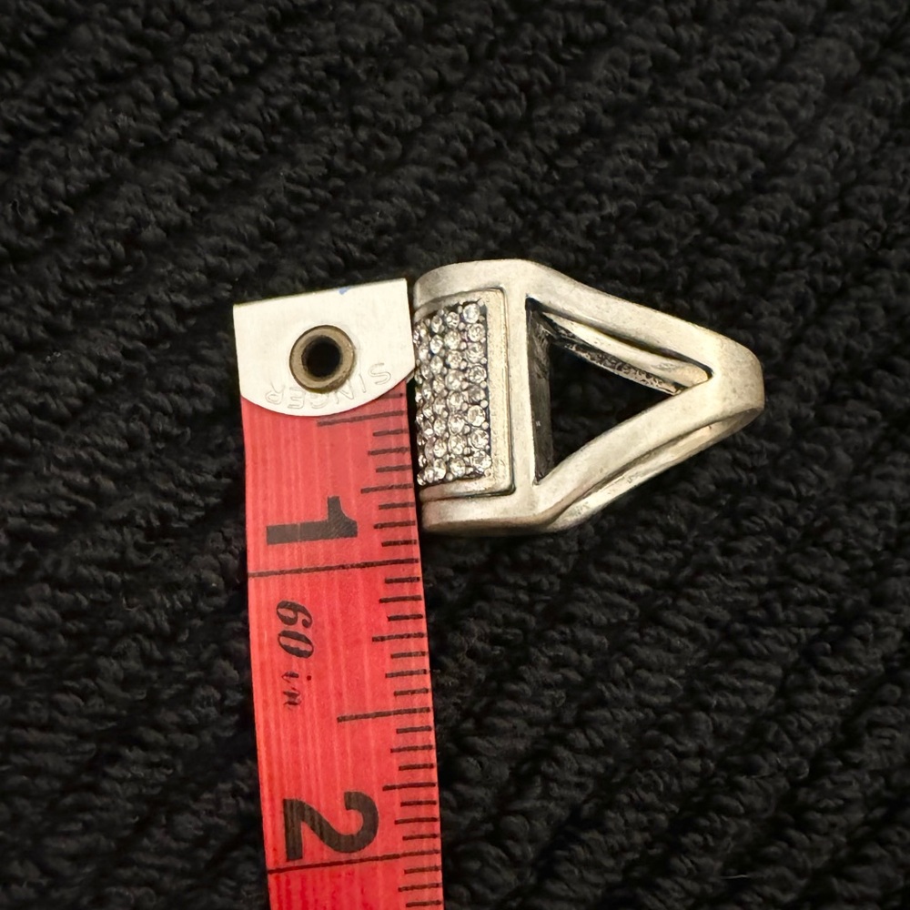 ✨Gunmetal Rhinestone ring✨ - Picture 7 of 7